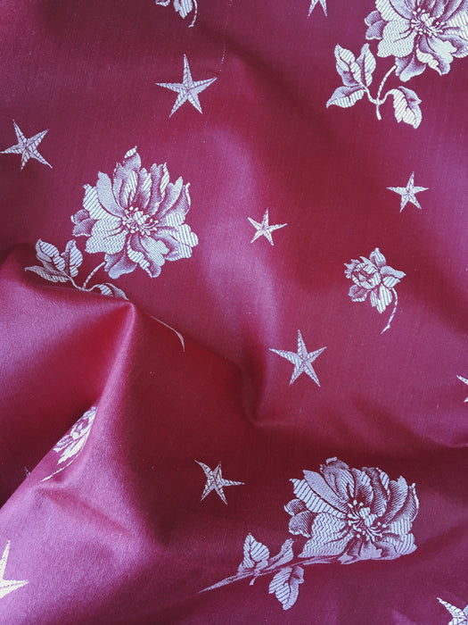 Burgundy ticking with flowers and stars. Unused. Spain c.1950 - 4 meters