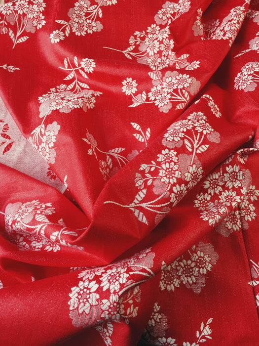 Delicious red ticking with floral motif. Unused. Spain c.1950 - 0.7 meters