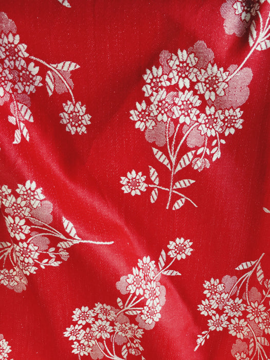 Delicious red ticking with floral motif. Unused. Spain c.1950 - 0.7 meters