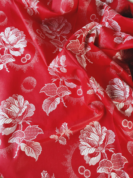 Ticking in cherry red. Unused. Spain c.1950 - 0.5 meters