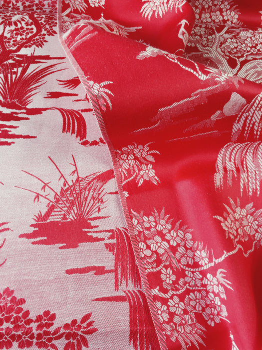 Marvelous red ticking with herons. Unused. Spain c.1950 - 2.5 meters