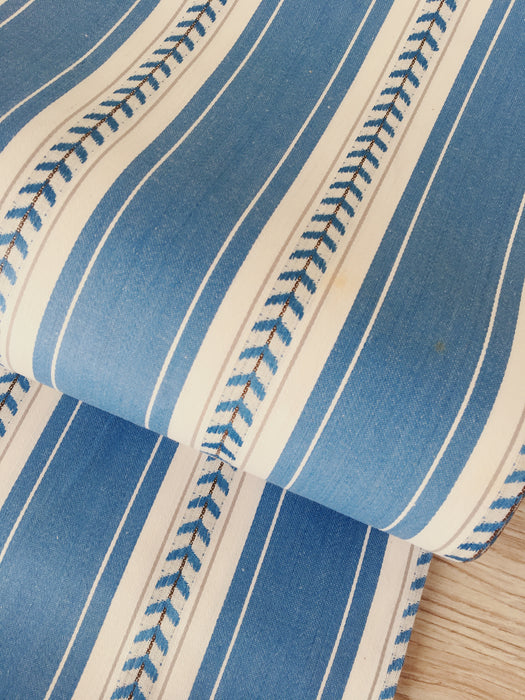 Soft blue and white stripes ticking with leaves. Unused. Spain c.1950 - Per meter (8 m avail.)