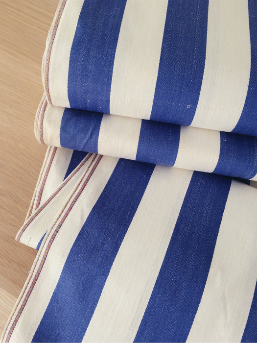 Blue and white ticking with wide stripes. Unused. Spain c.1940 - 1.4 meters