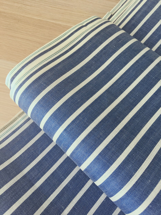 Ticking in blue and white narrow stripes. Unused. Spain c.1940 - 7 meters