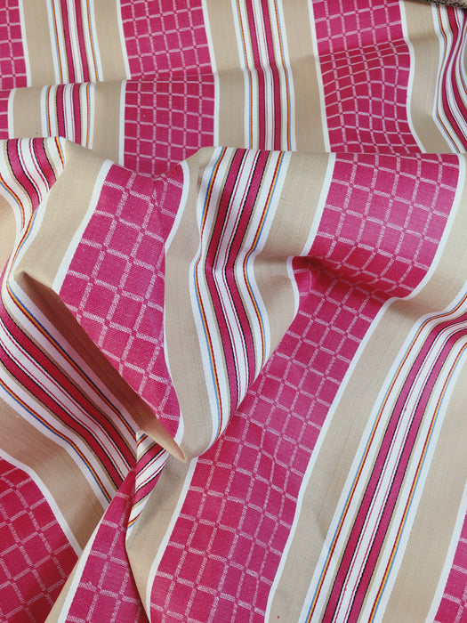 Stripes and checks in magenta pink and beige. Unused. Spain around 1950 - Per meter (23 m avail.)