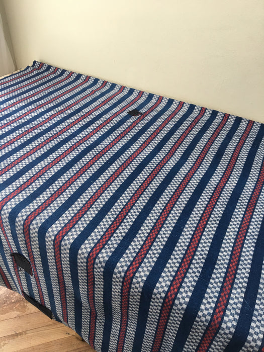 Handwoven checked ticking in blue and red. Very rare. Spain. Early 1900s - Lot of 2 pieces