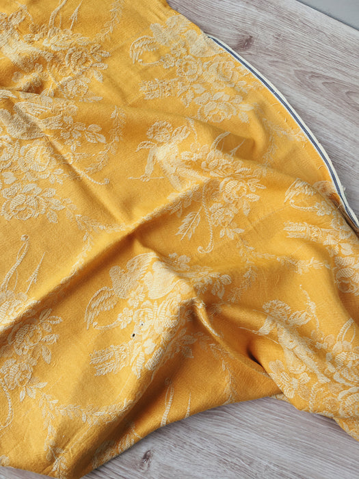 Yellow ticking with cupids. Spain c.1940 - Lot of 2 pieces