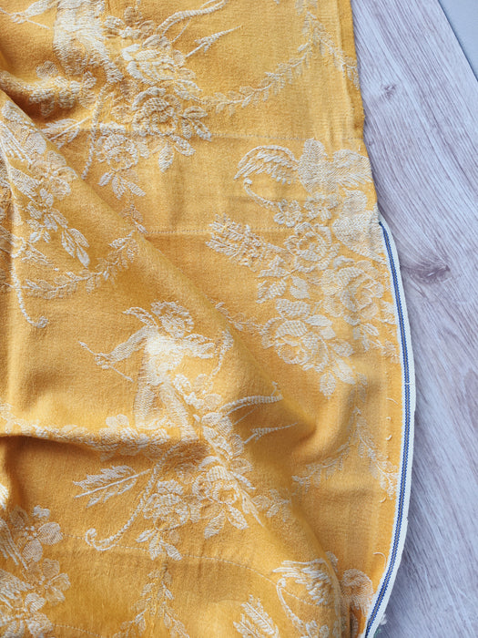 Yellow ticking with cupids. Spain c.1940 - Lot of 2 pieces