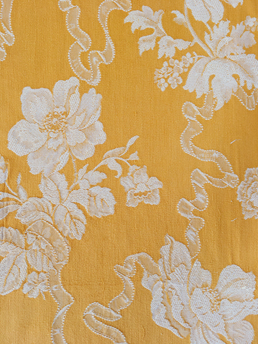 Yellow ticking with big flowers. Spain c.1930 - 50×75 cm