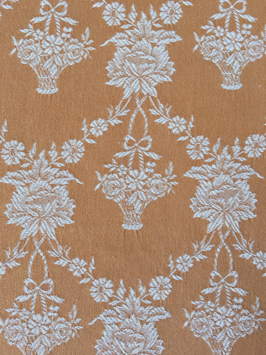 Earth yellow ticking with small flower baskets. Spain c.1950 - Lot of 3 pieces