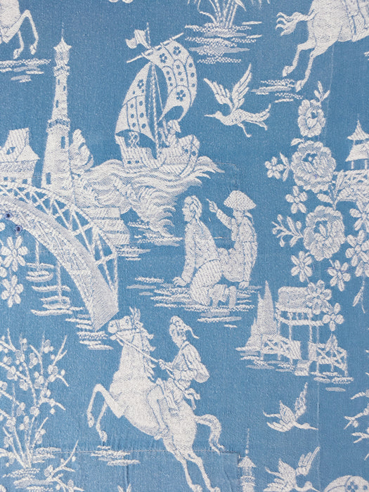 Chinoiserie ticking in light blue. Spain c.1950 - 48×85 cm