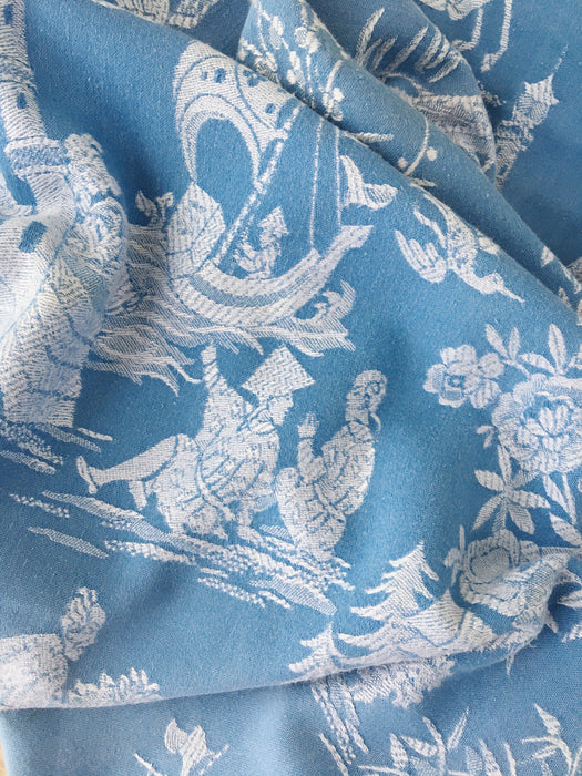 Chinoiserie ticking in light blue. Spain c.1950 - 152×160 cm