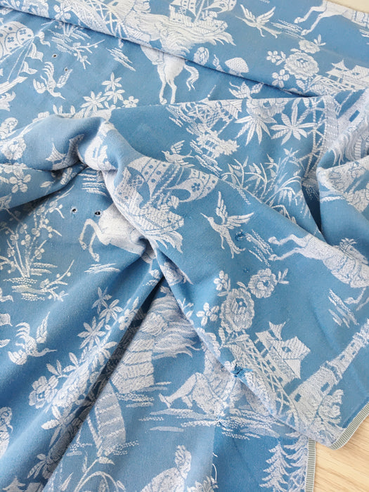 Chinoiserie ticking in light blue. Spain c.1950 - 152×160 cm