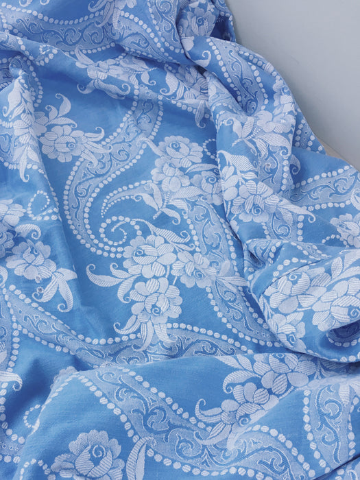 Light blue ticking with ribbons and peonies. Spain c.1940 - Lot of 2 pieces