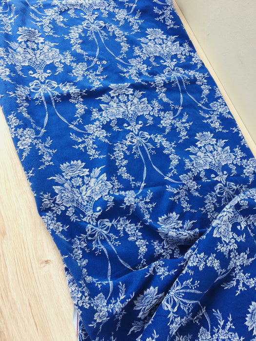 Flower baskets ticking in cobalt blue. Spain c.1950 - Lot of 2 pieces