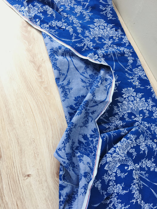 Flower baskets ticking in cobalt blue. Spain c.1950 - Lot of 2 pieces