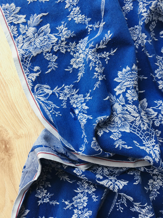 Flower baskets ticking in cobalt blue. Spain c.1950 - Lot of 2 pieces