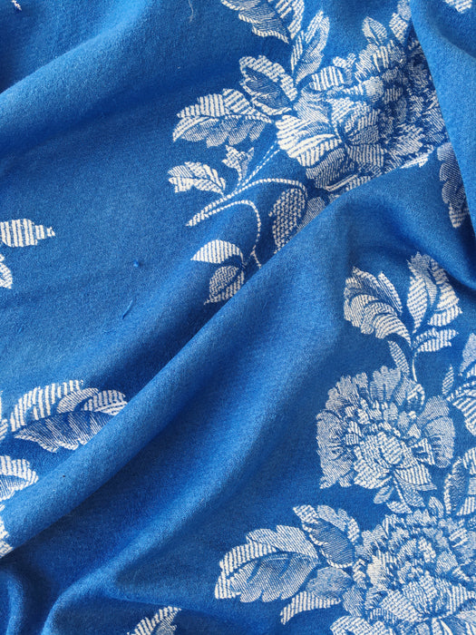 Blue cobalt ticking with clusters of flowers. Spain c.1950 - 100×84 cm