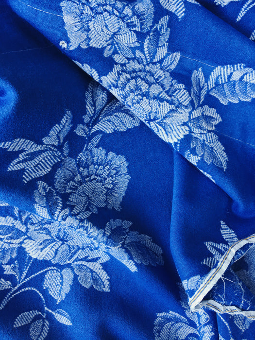 Blue cobalt ticking with clusters of flowers. Spain c.1950 - Lot of 4 pieces