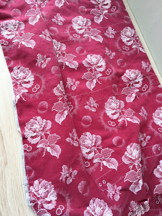 Ticking in burgundy with roses. Spain c.1950 - Lot of 2 pieces