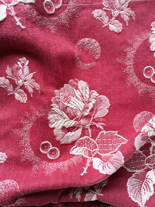 Ticking in burgundy with roses. Spain c.1950 - Lot of 2 pieces