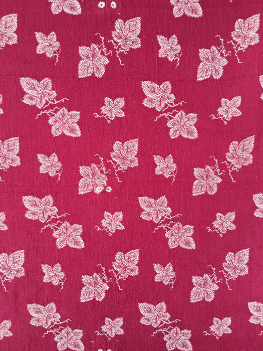 Burgundy ticking with vine leaves. Spain c.1950 - 120×136 cm