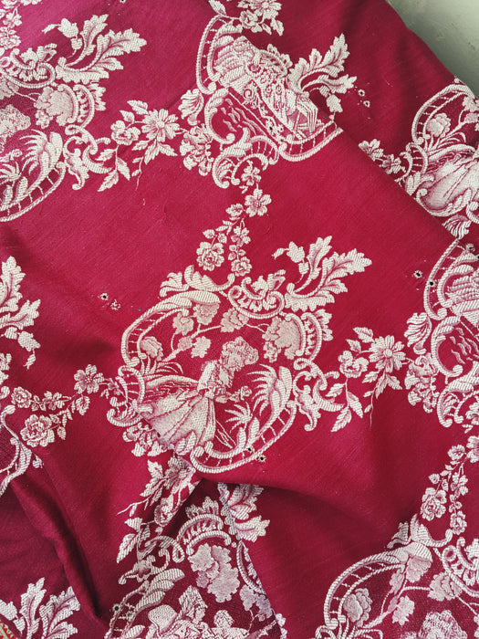 Burgundy ticking with ladies and lovers. Spain c.1950 - 145×185 cm