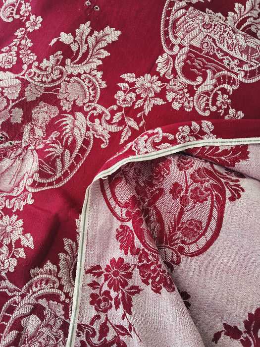 Burgundy ticking with ladies and lovers. Spain c.1950 - 145×185 cm