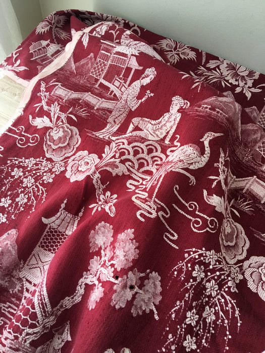 Chinoiserie in burgundy ticking. Spain c.1900 - Lot of 2 pieces