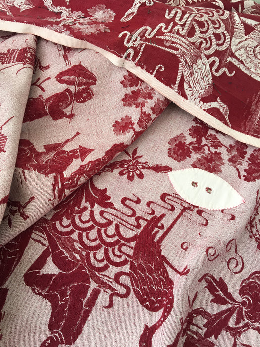 Chinoiserie in burgundy ticking. Spain c.1900 - Lot of 2 pieces