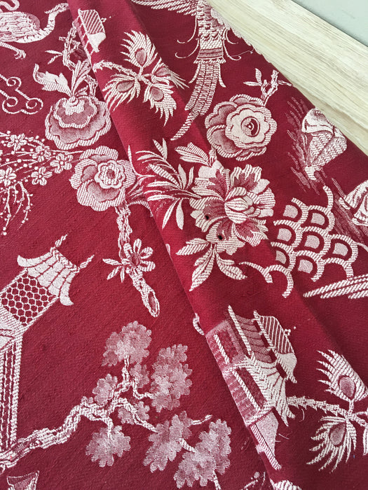 Chinoiserie in burgundy ticking. Spain c.1900 - Lot of 2 pieces