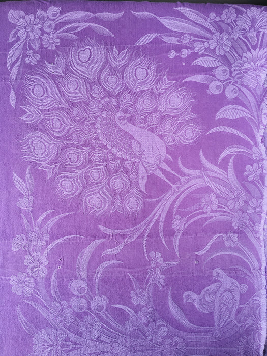 Large peacock in lilac ticking. Spain c.1930 - 154×180 cm