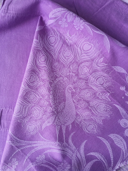 Large peacock in lilac ticking. Spain c.1930 - 154×180 cm