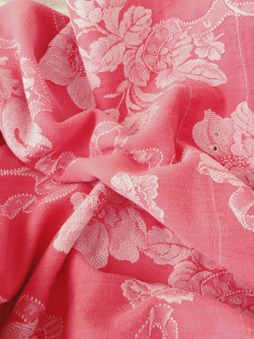 Flowers and leaves in ticking red faded. Spain c.1930 - Lot of 2 pieces