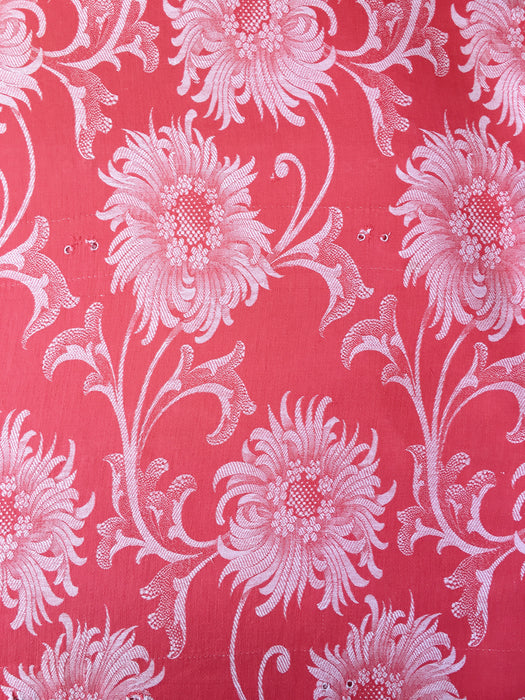 Chrysanthemums in red ticking. Spain c.1950 - 50×104 cm 