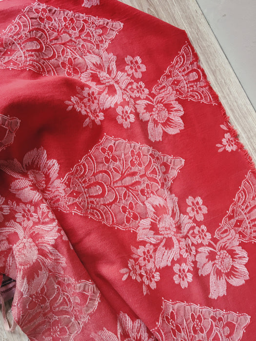 Large flowers in red ticking. Spain c.1940 - Lot of 3 pieces