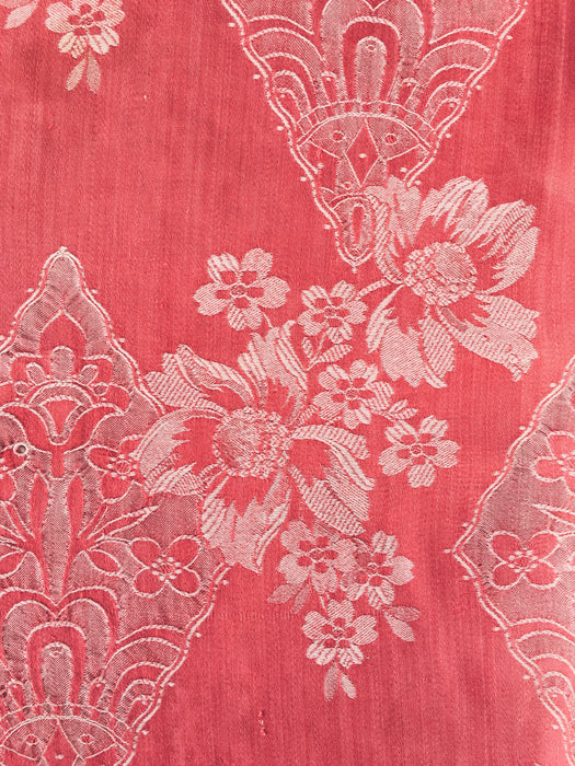Large flowers in red ticking. Spain c.1940 - 66×142 cm