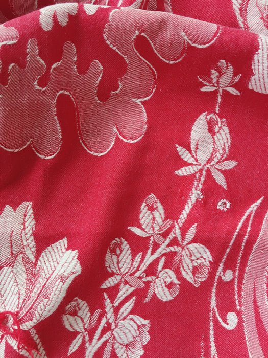 Large flowers in red ticking. Spain c.1940 - 48×172 cm 