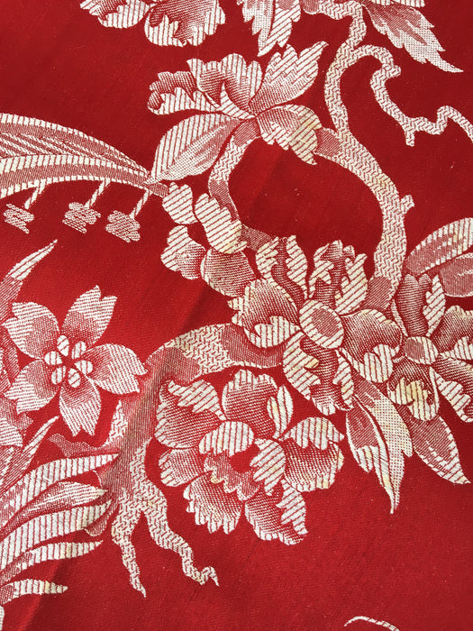 Red chinoiserie ticking with chrysanthemums and maybe mount Fuji. Spain c.1900 - 160 cm × 4.4 meters