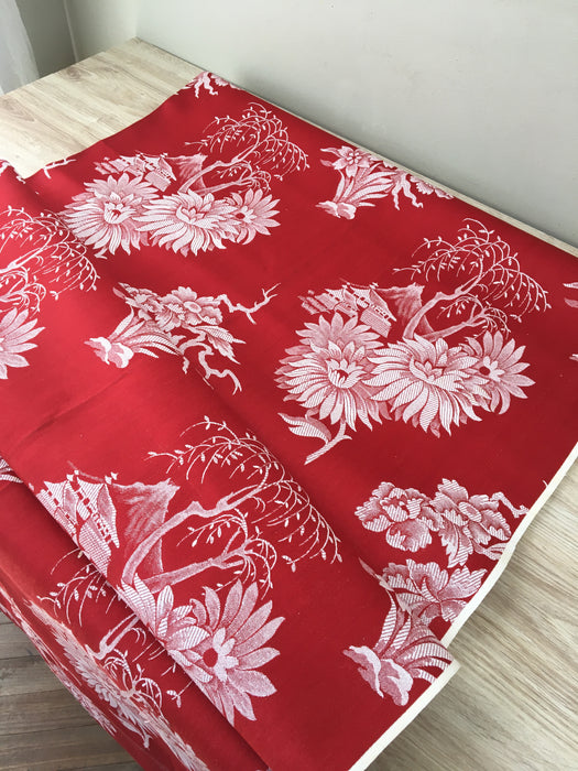 Red chinoiserie ticking with chrysanthemums and maybe mount Fuji. Spain c.1900 - 160 cm × 4.4 meters