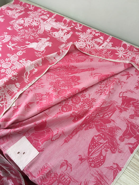 Chinoiserie ticking in pink. Spain c.1950 - 112 cm × 3.96 meters