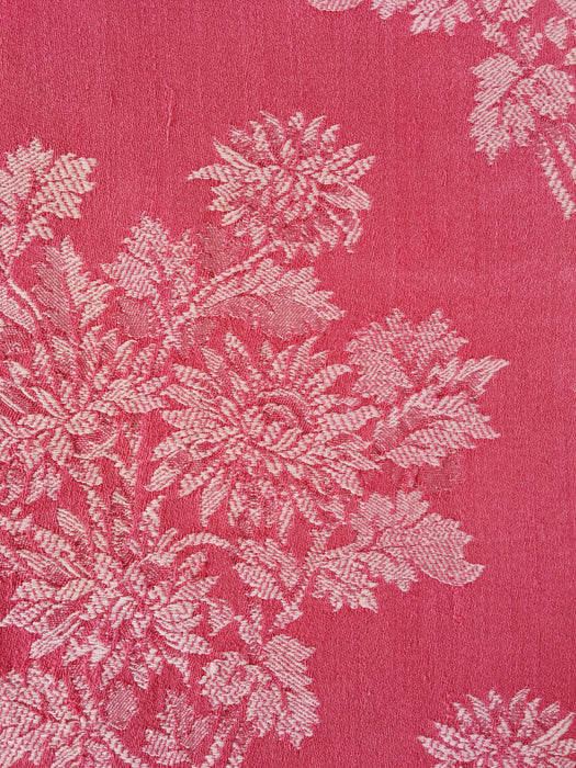 Pink ticking with chrysanthemums. Spain c.1930 - 110×55 cm