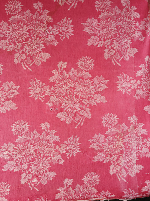 Pink ticking with chrysanthemums. Spain c.1930 - 110×55 cm
