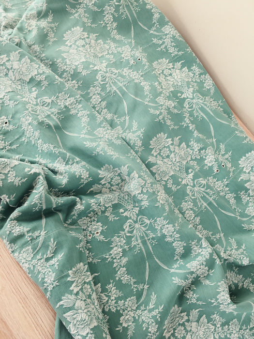 Baskets with flowers in green ticking. Spain c.1940 - 65×108 cm