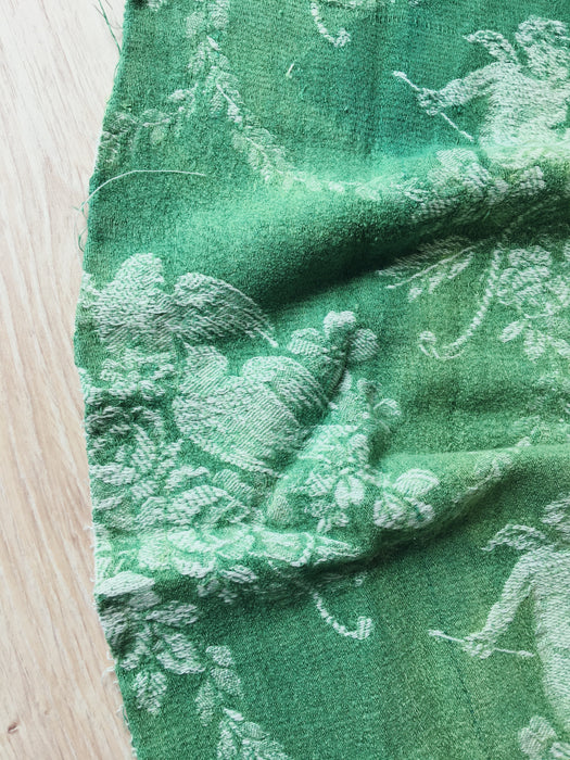 Green ticking with cupids. Spain c.1920 - 30×160 cm