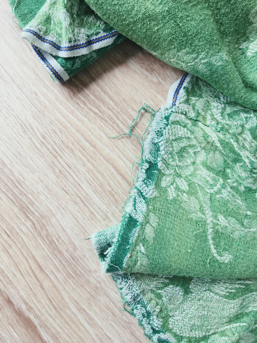 Green ticking with cupids. Spain c.1920 - 30×160 cm