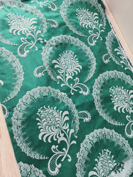 Green ticking with pineapple or pomegranate. Spain c.1950 - Lot of 6 pieces