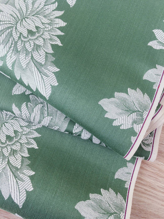Green ticking with chrysanthemums. Spain c.1930 - 140 cm × 1.8 meters (3.6 m avail.)