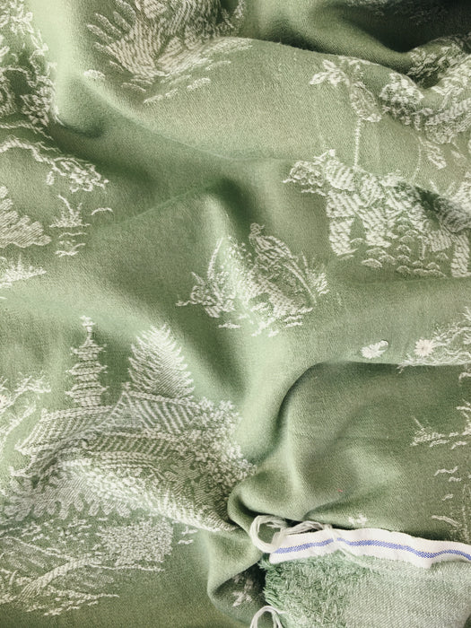 Olive green ticking with chinoiserie. Spain c.1930 - 84×84 cm