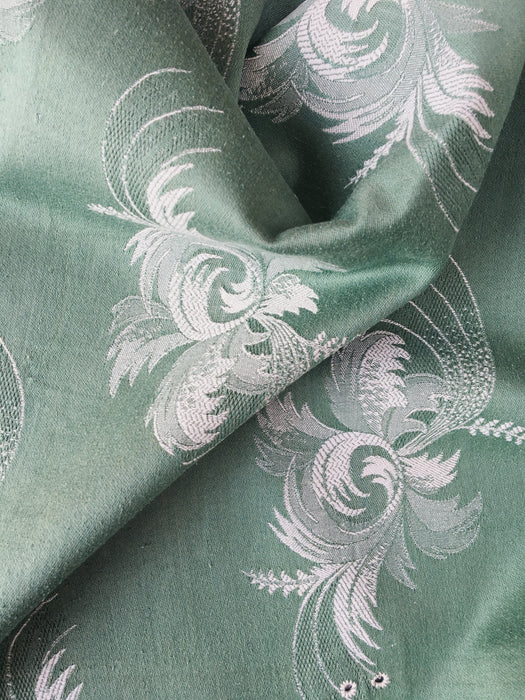 Exotic flowers in olive green ticking. Spain c.1960 - Lot of 5 pieces